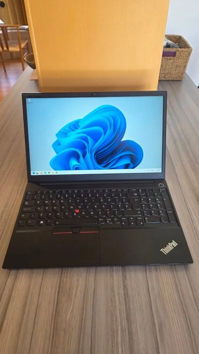 Lenovo ThinkPad E15 | i7  |16GB Ram | Win 11 Pro - Image 2