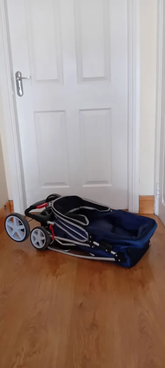Dog stroller - Image 2