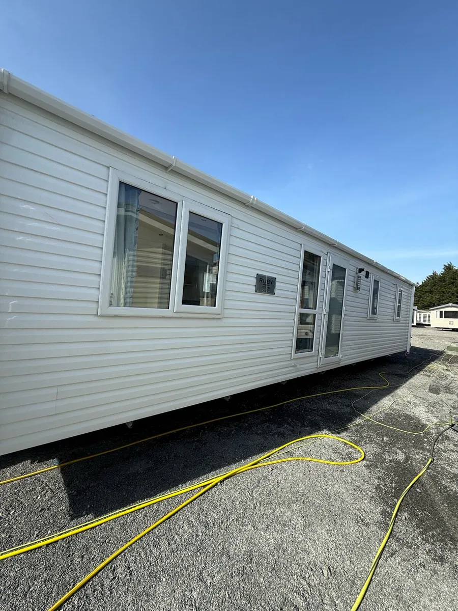 Atlas lodge 38-13 2 bed Full winter pack TPS - Image 2