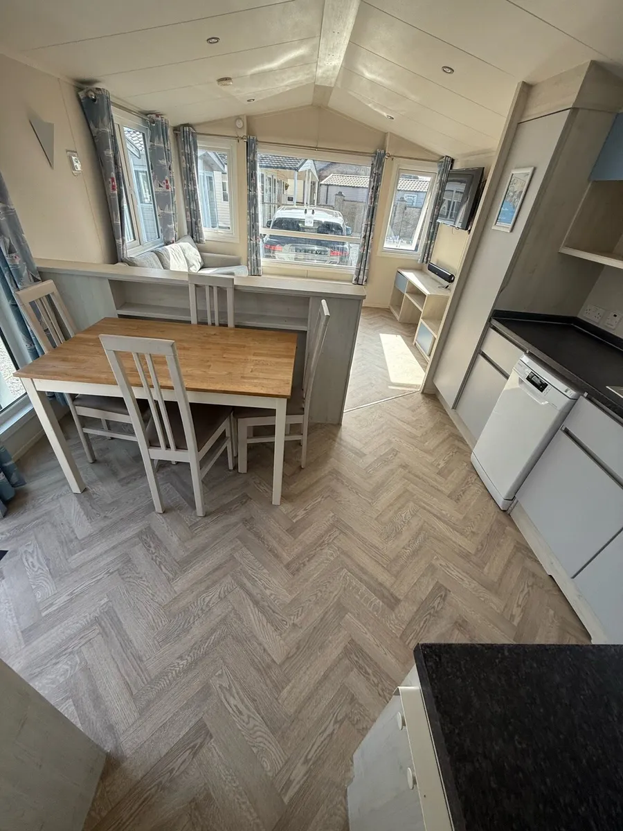 Atlas lodge 38-13 2 bed Full winter pack TPS - Image 3