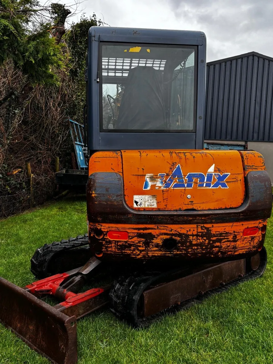 Hanix Mini Digger - Image 4