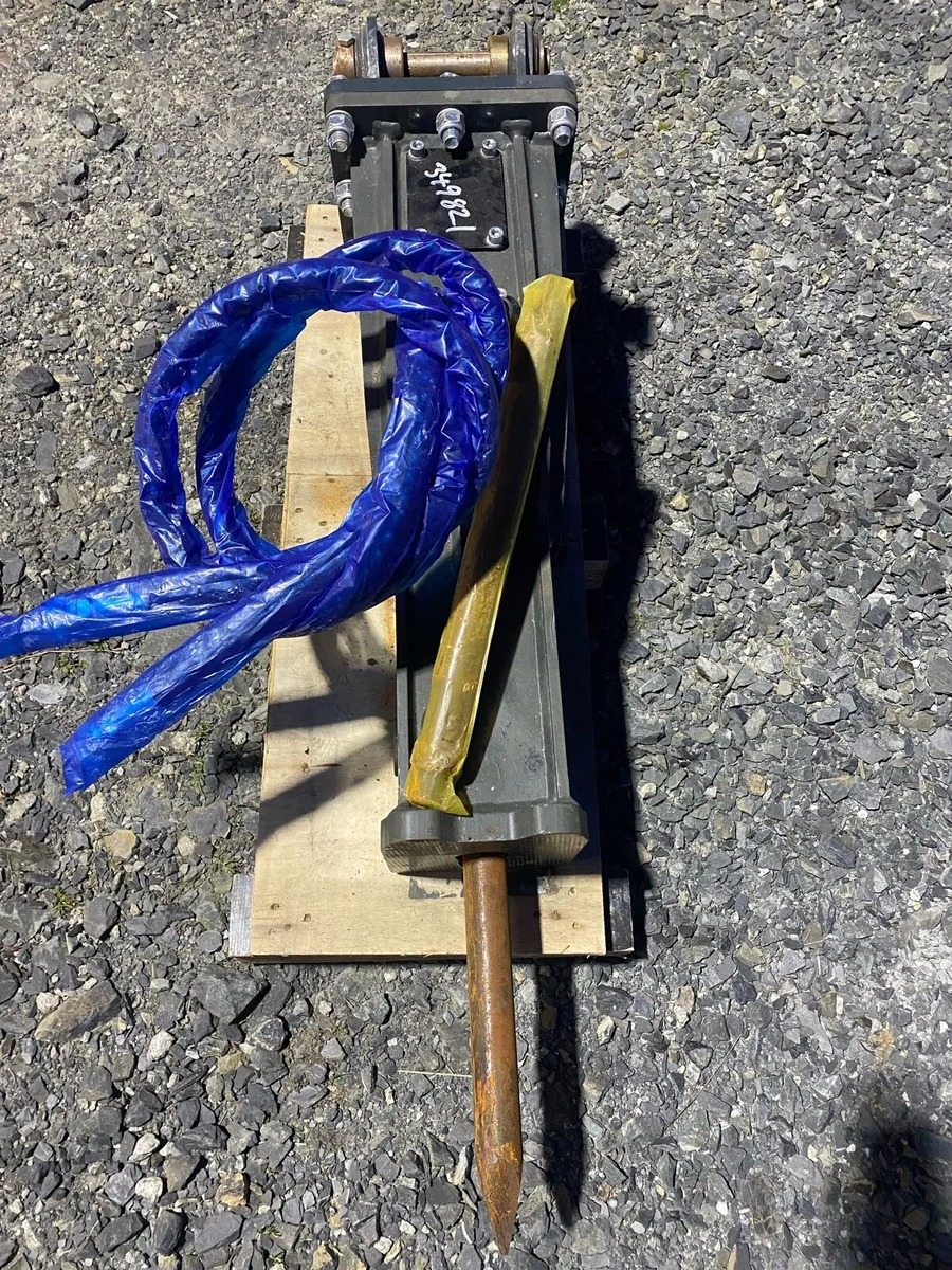 Rock breaker - Image 2