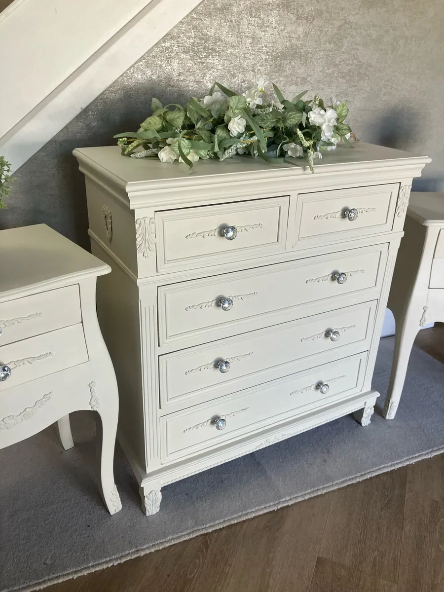 Chest and lockers. Price in add - Image 3