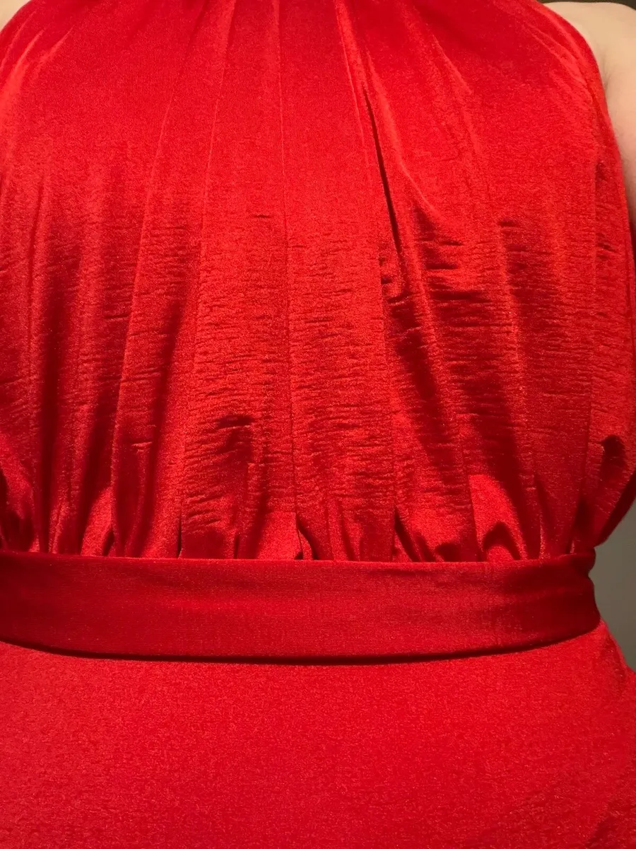 Red Debs dress - Image 2