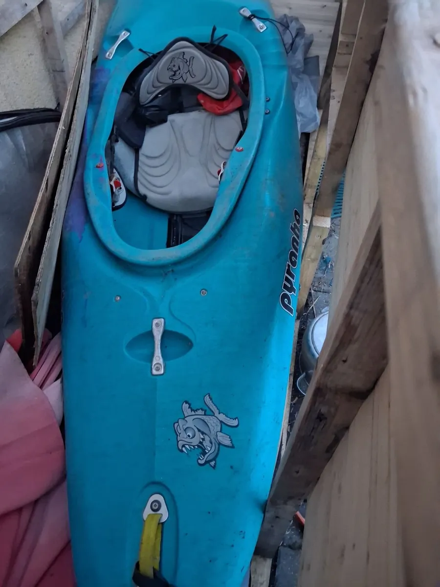 Pyrannah 233 kayak - Image 1