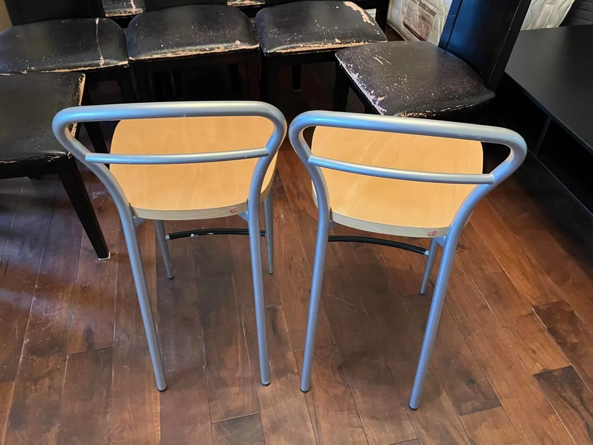 Kitchen bar stools 60cm seat height - 2x - Image 4