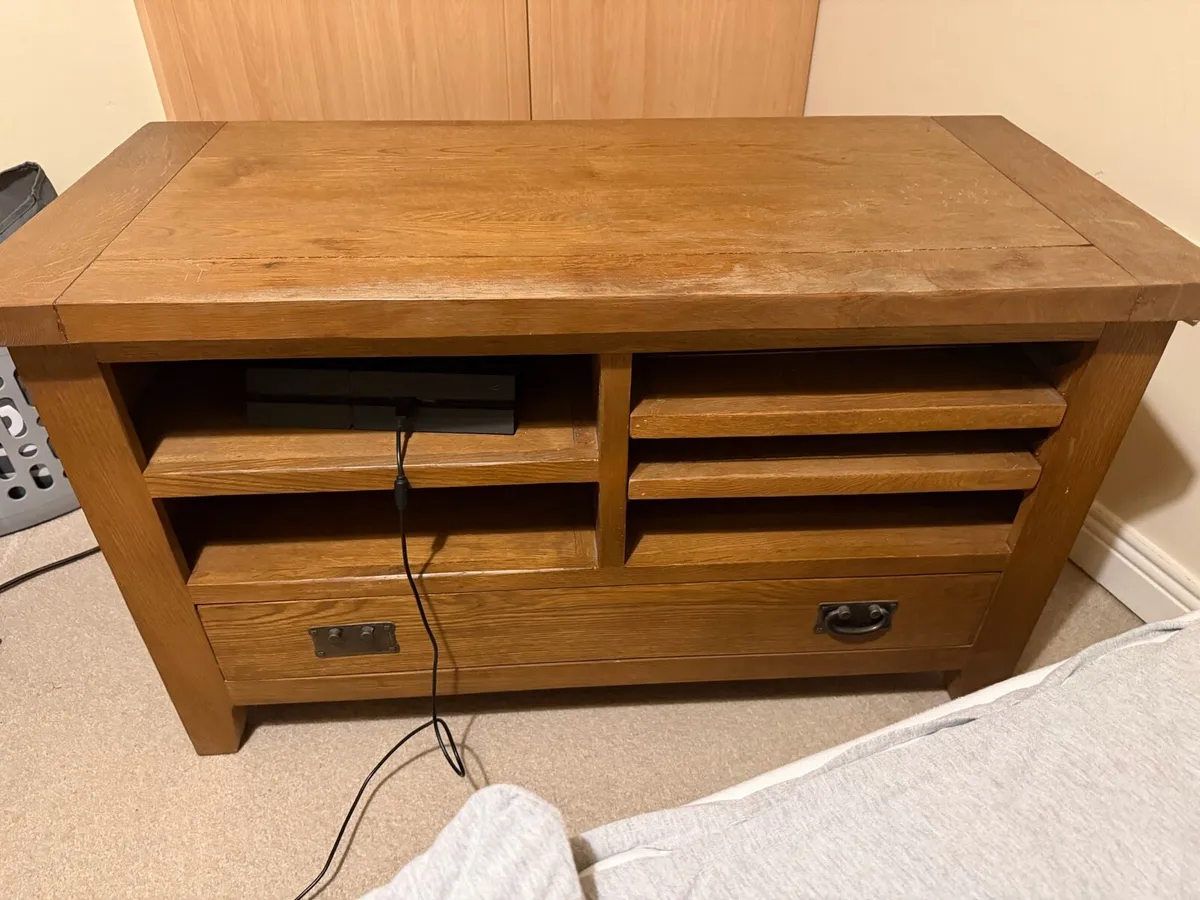 Tv stand - Image 1