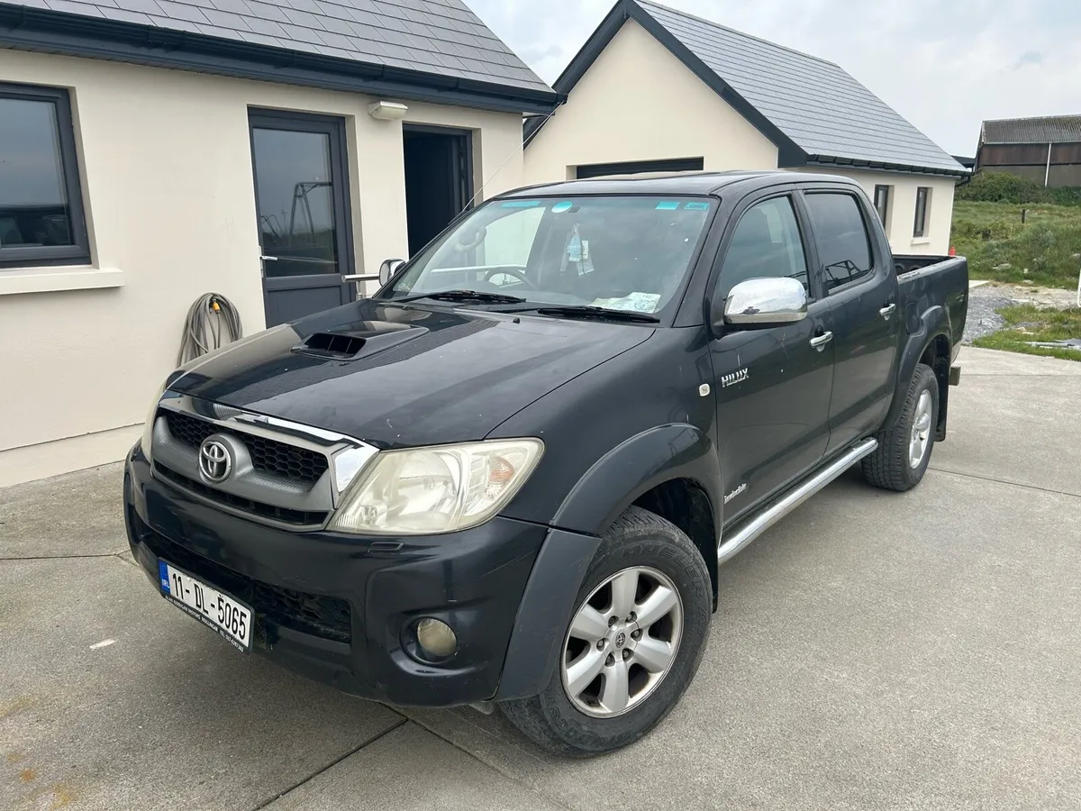 Toyota hilux - Image 3