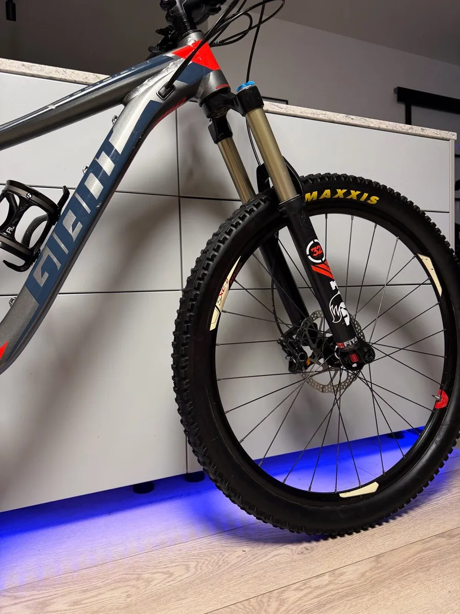 GIANT Trance 2 Full Suspension Bike - Image 3