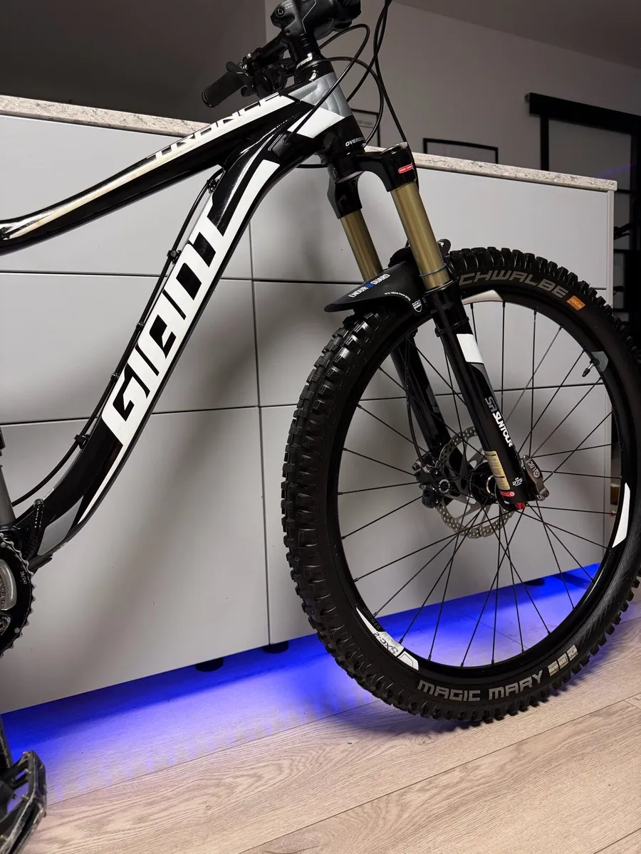 GIANT Trance Full Suspension Bike - Image 3