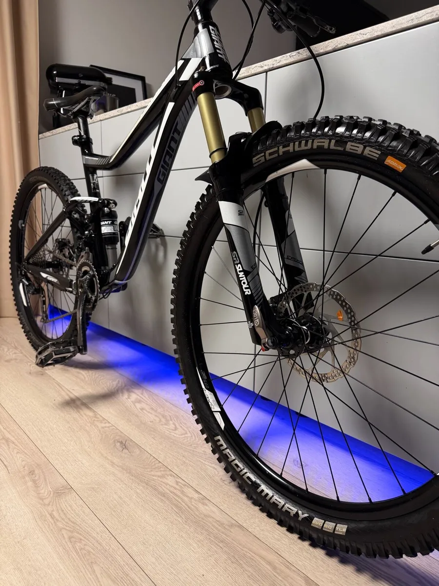 GIANT Trance Full Suspension Bike - Image 4