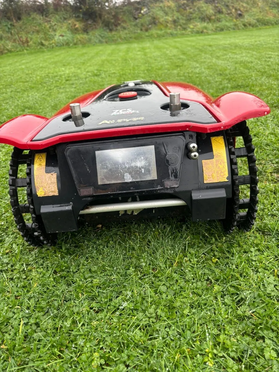 Robotic Lawnmower - Image 2