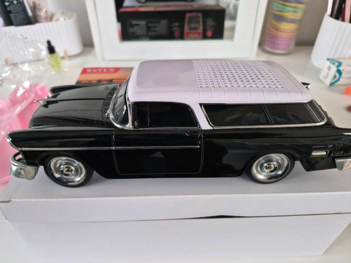 Bluetooth speaker - Image 1