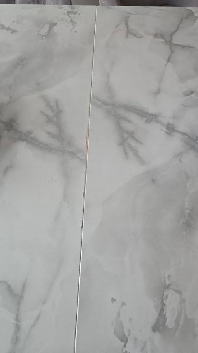 Extendable Dining Table - Image 3