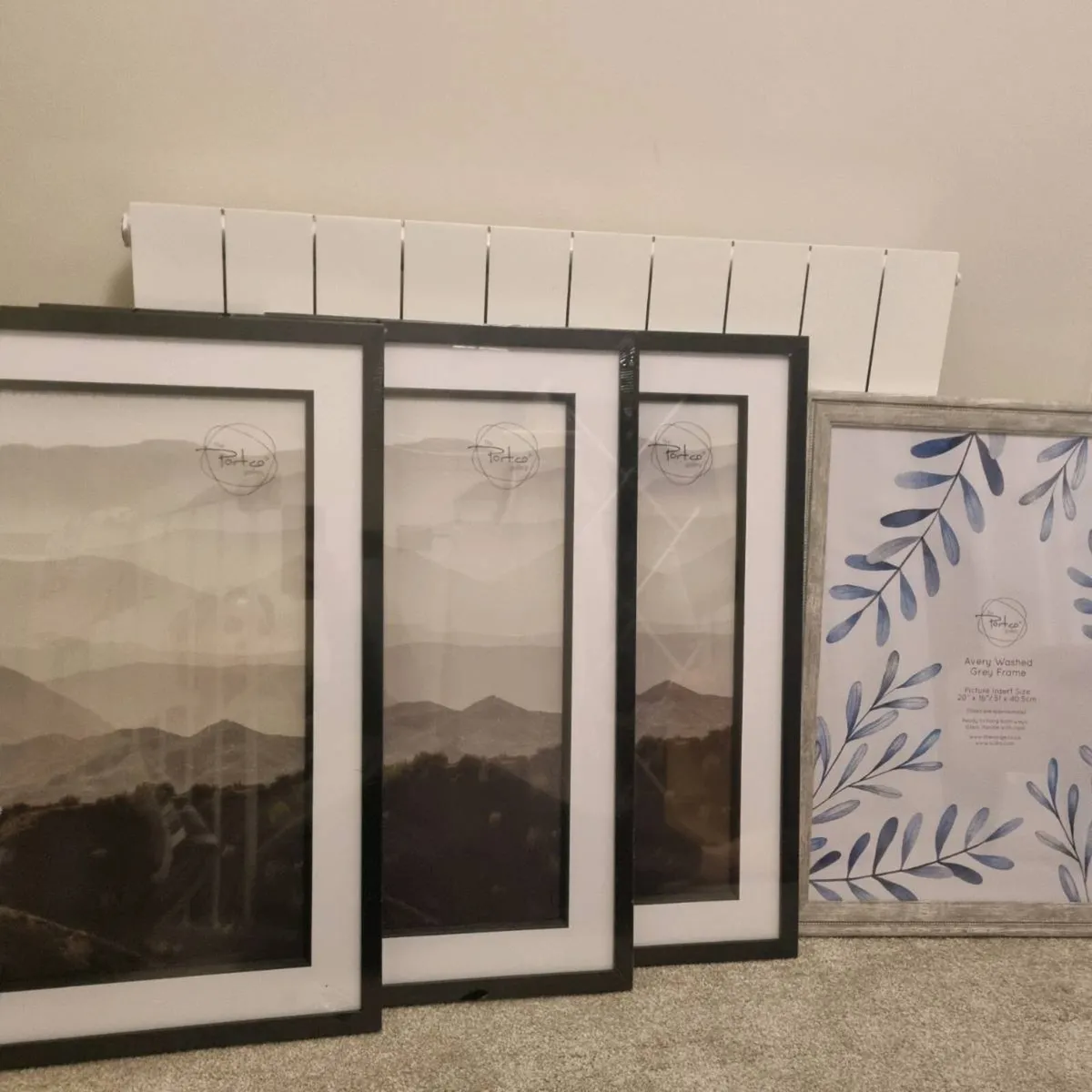 Black frames x 3 + 1 x grey frame - Image 1