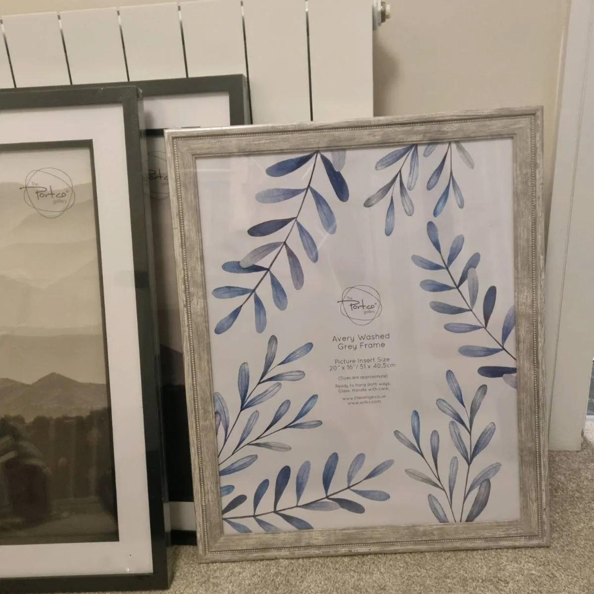 Black frames x 3 + 1 x grey frame - Image 4