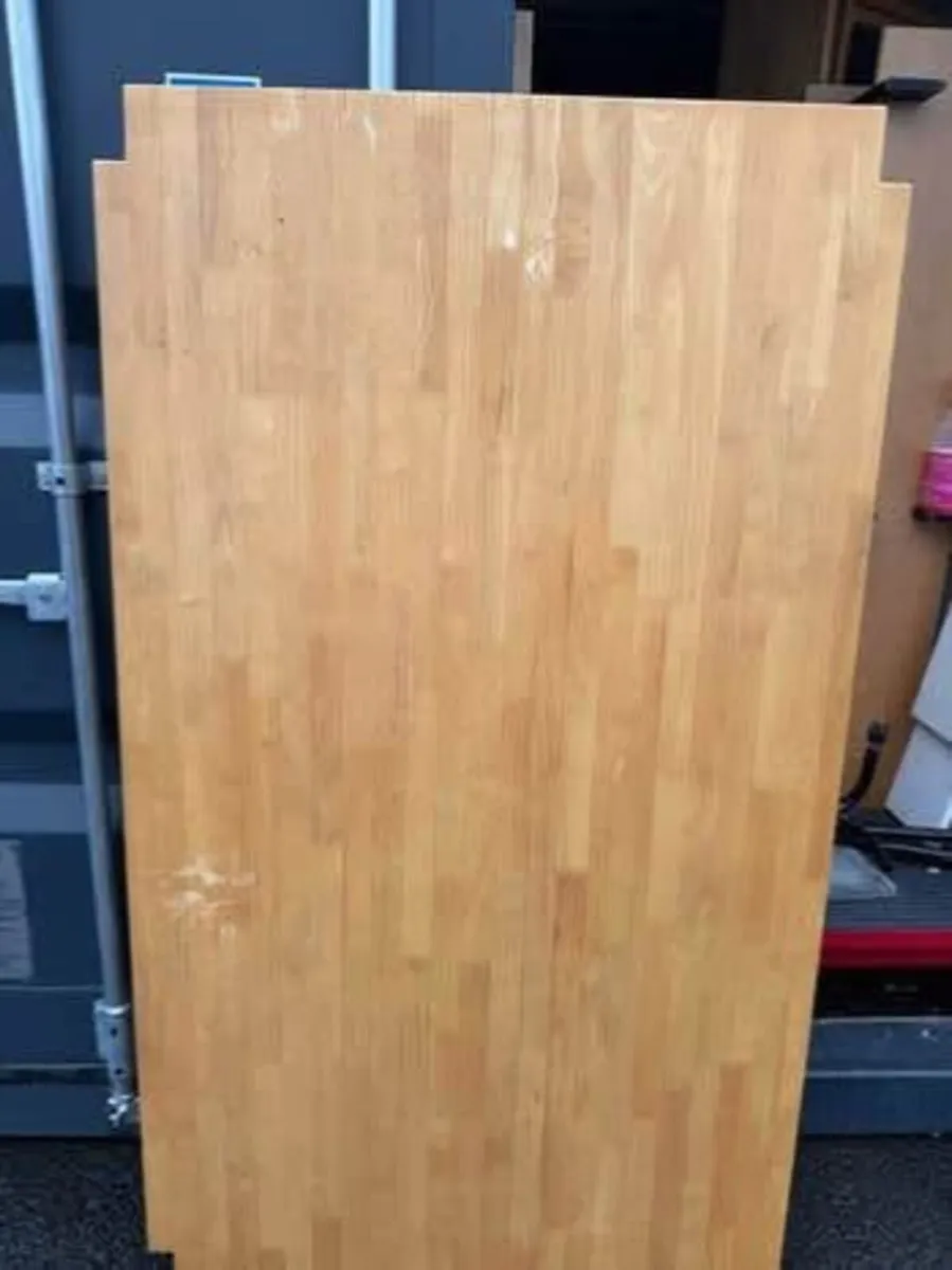 Dining table - Image 2