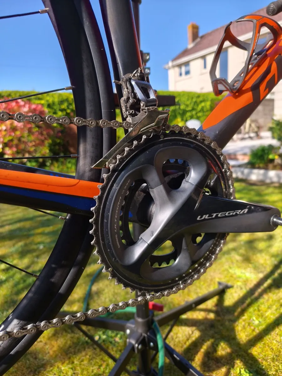 Giant TCR Advanced 1 Disc 2018 – Ultegra – Carbon - Image 2