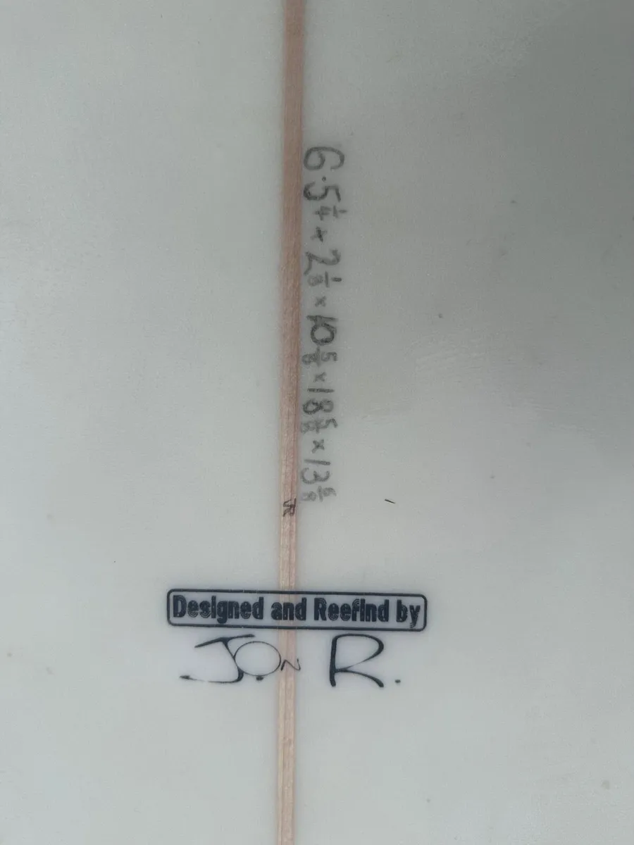 6’5 Surfboard Package  (Bulldog Cover + Leash) - Image 2