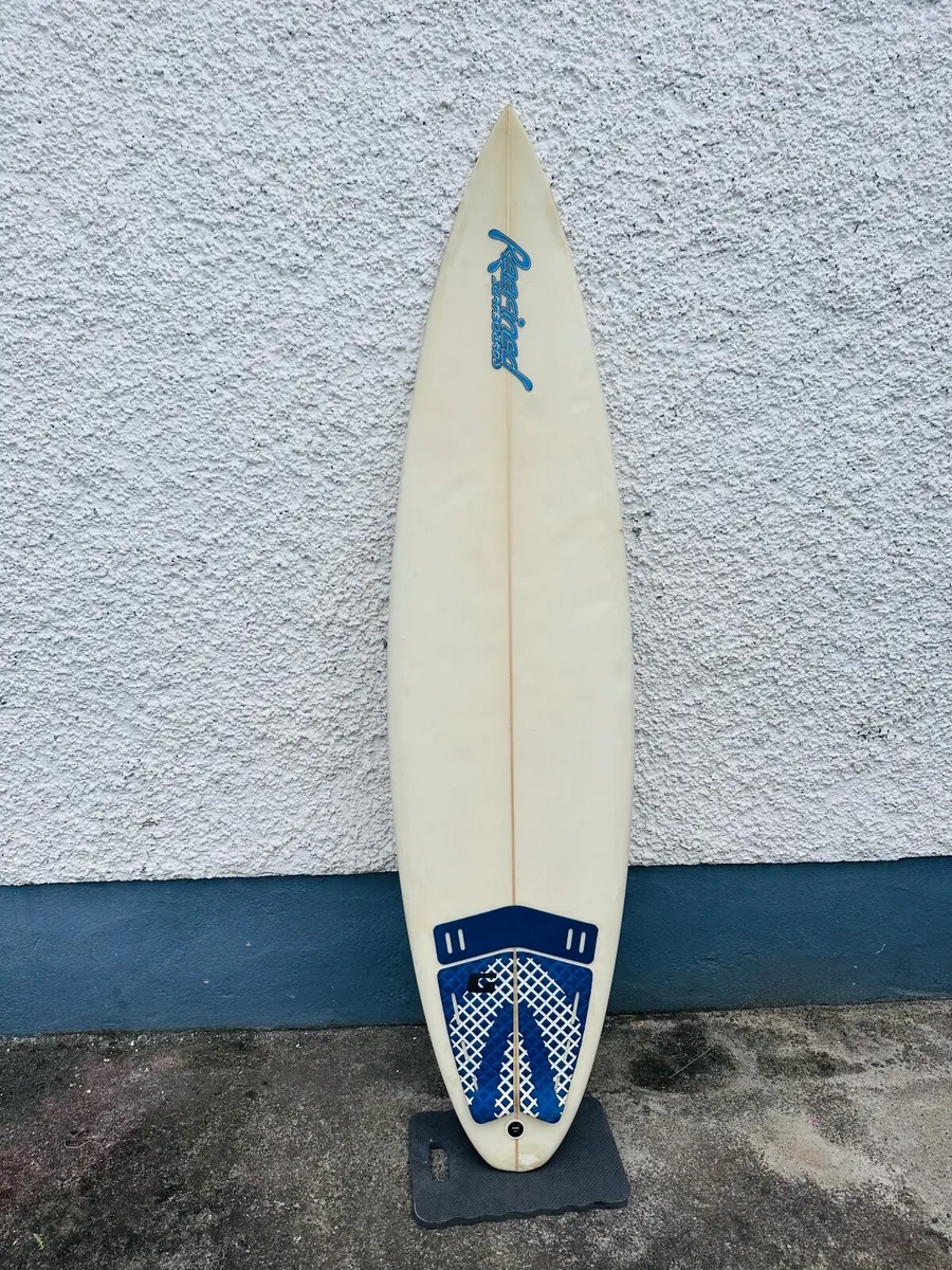 6’5 Surfboard Package  (Bulldog Cover + Leash) - Image 1