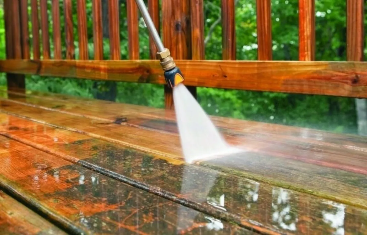 Powerwashing and Landscape Maintenance - Image 2