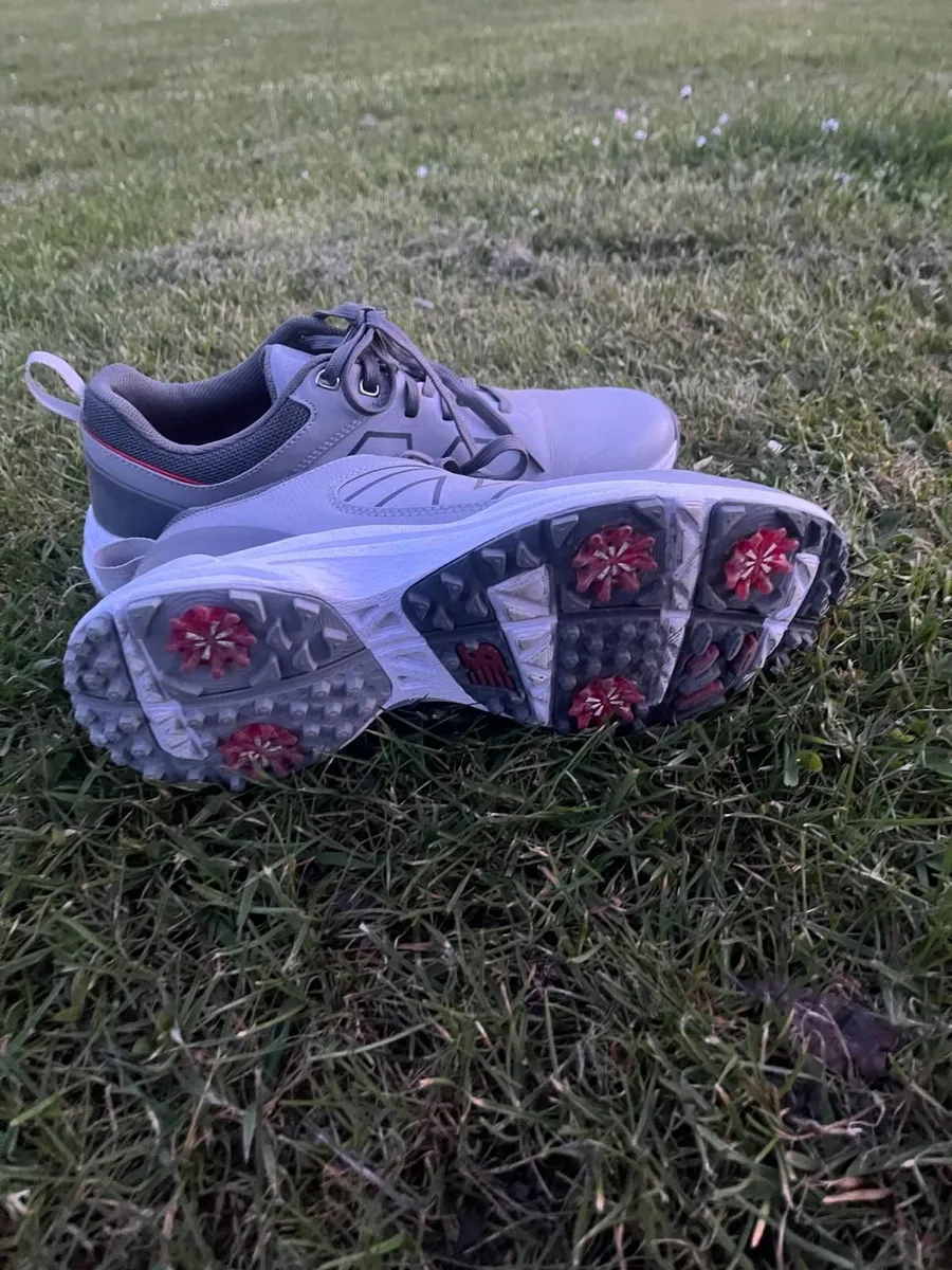 New Balance Brighton V2 Shoes Grey Size 8 - Image 3