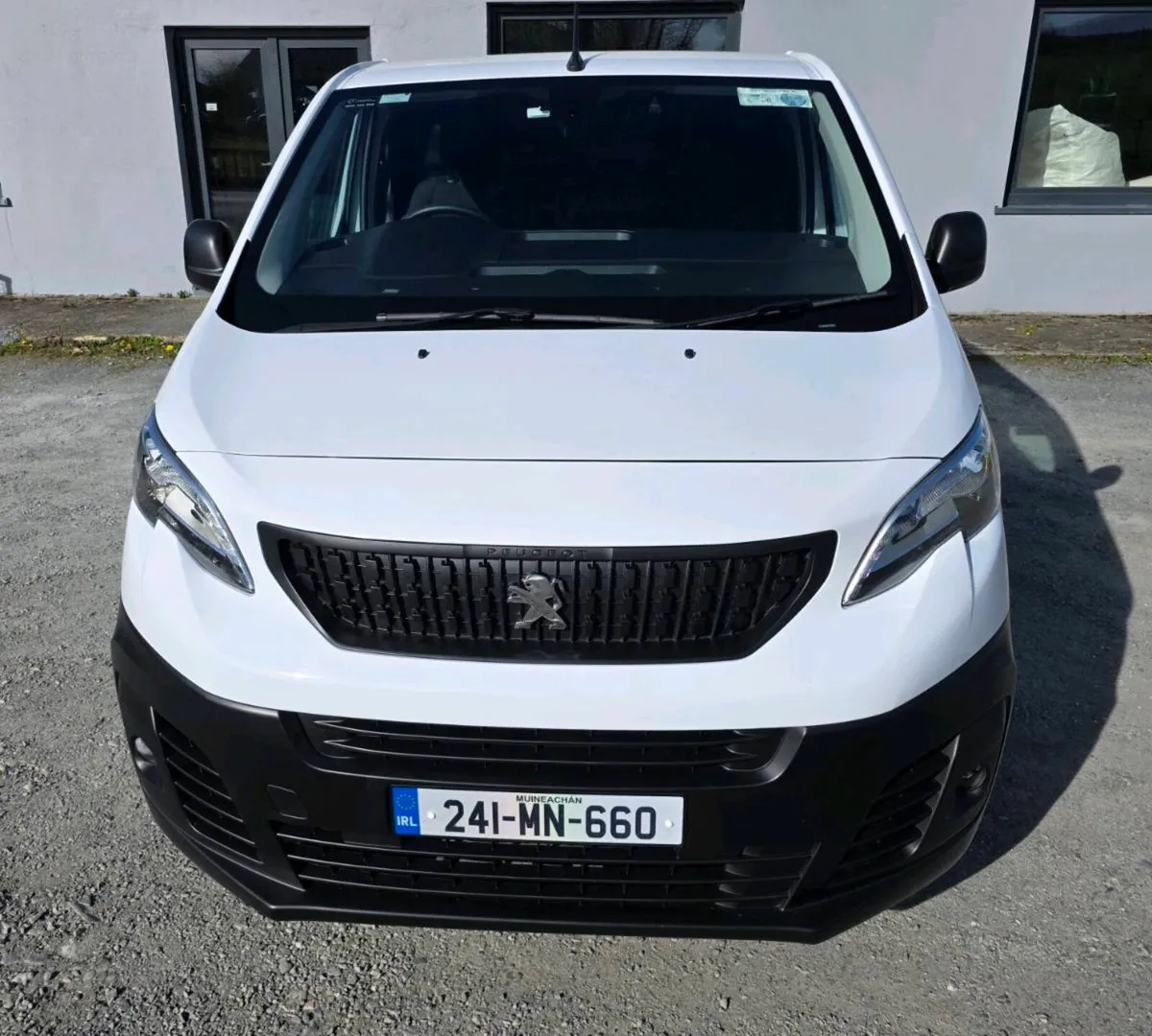 Peugeot Expert Professional 2024 - Image 1