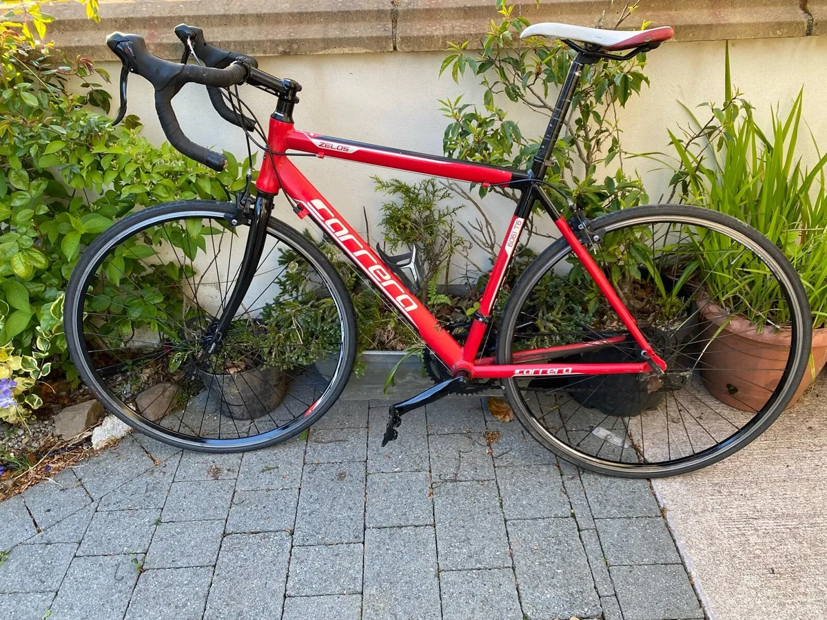 Carrera zelos 700x25c wheels 14 speed 20.5 - Image 3