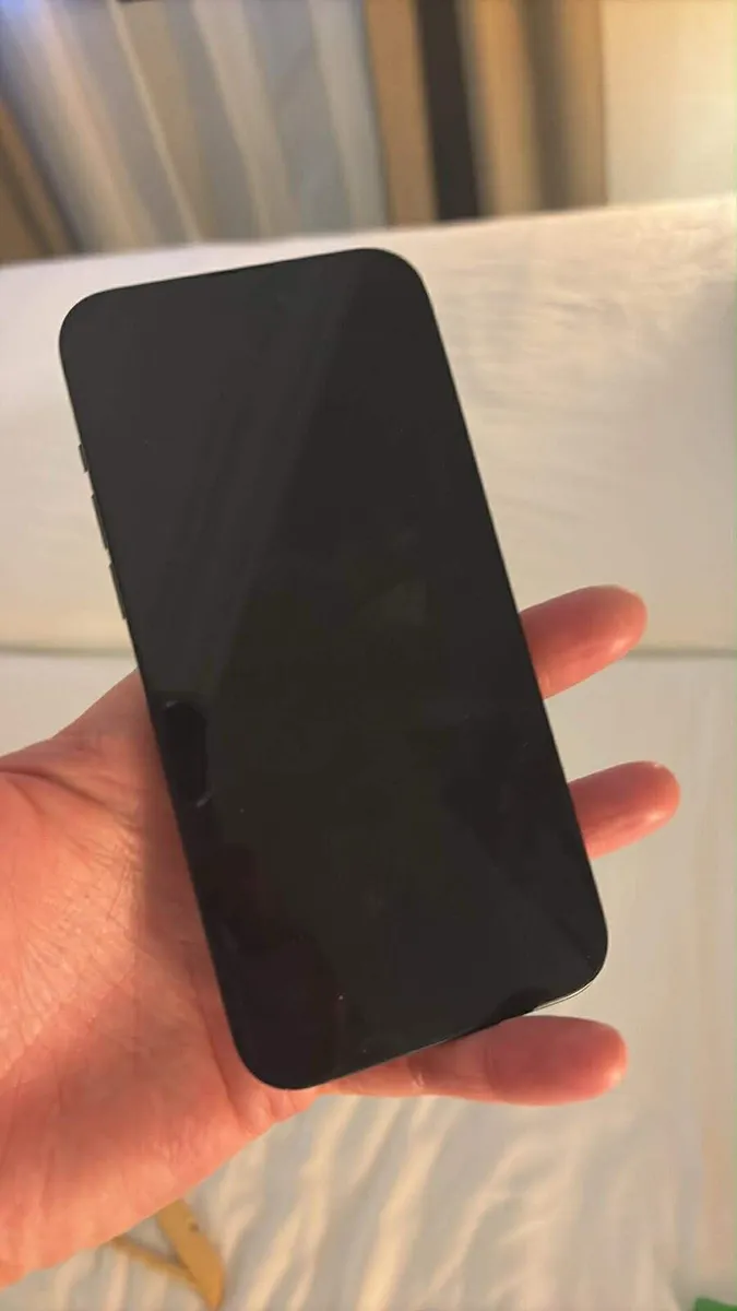 iPhone 15 plus sim free 128GB black with box - Image 1