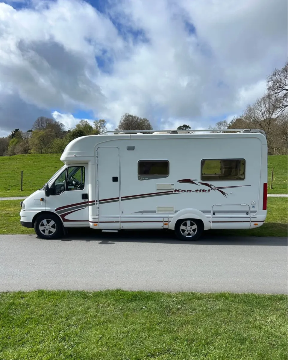 Fiat Ducato 2.8 TDI Swift Kon-Tiki 2 berth 37km NI - Image 3