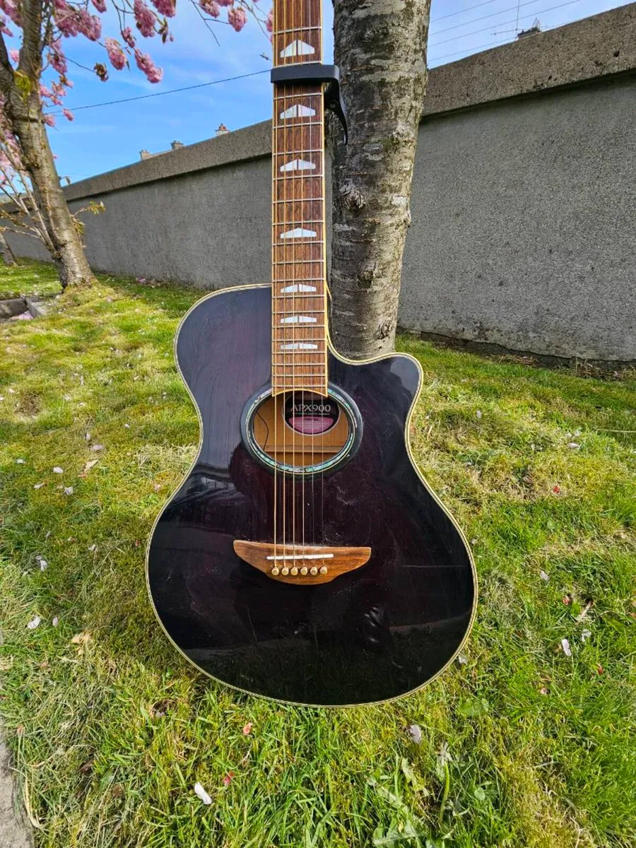 Yamaha Semi-Acoustic Guitar: APX900 MBL - Image 3