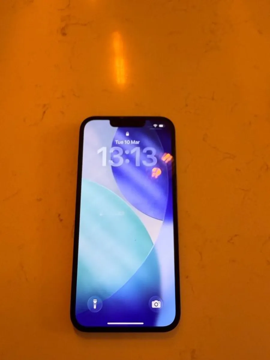Iphone 14 - Image 4