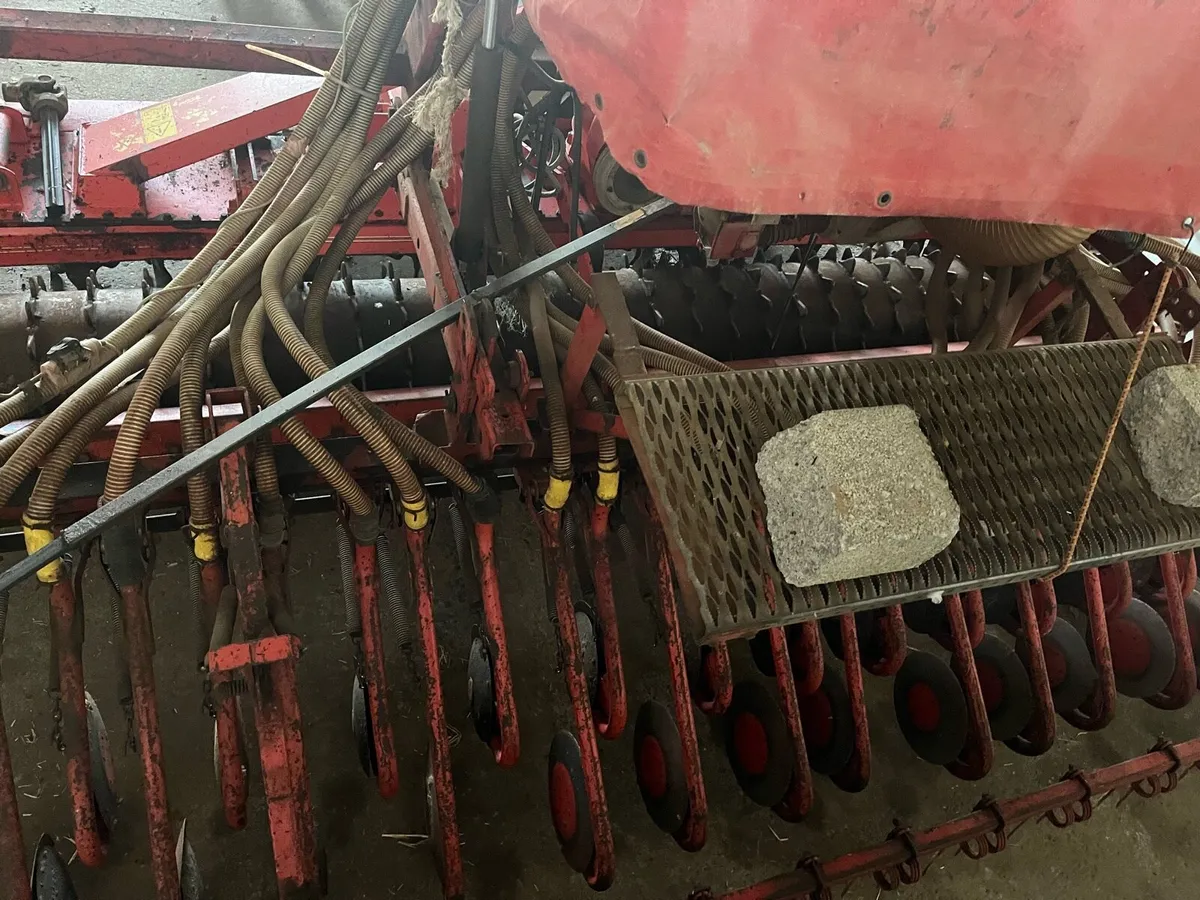 Kuhn Harrow and Corn Drill - Image 3