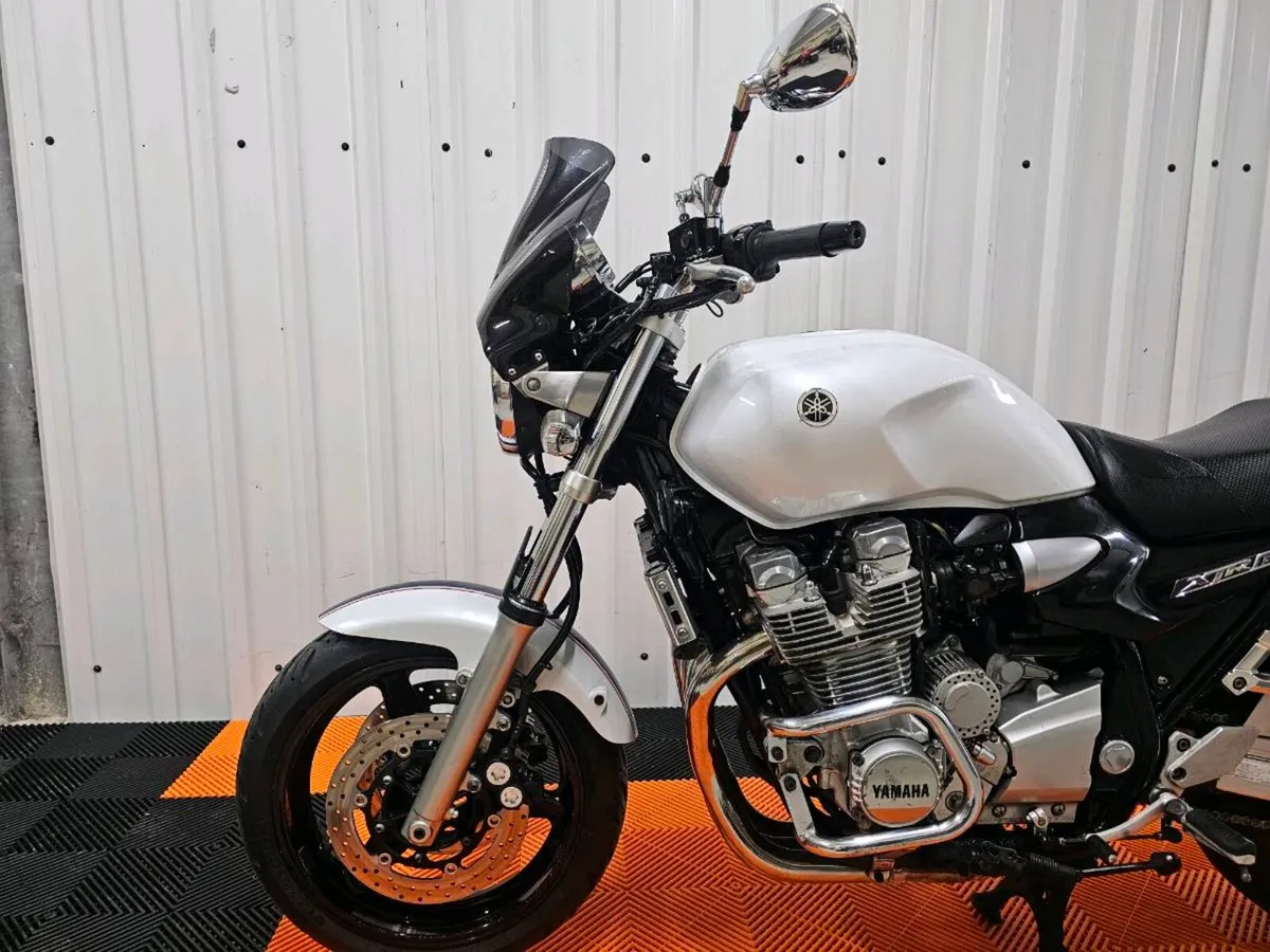 Yamaha xjr1300 2010 - Image 3