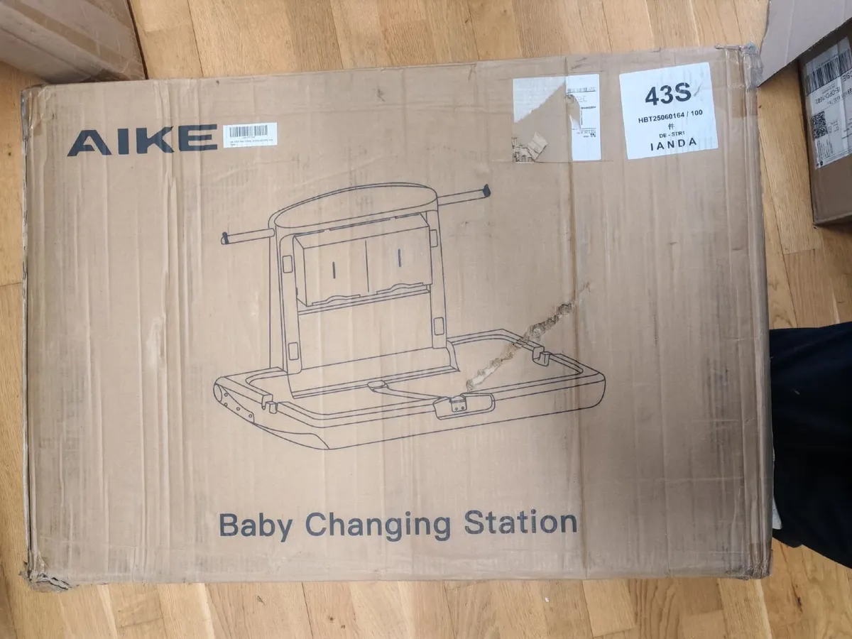 Baby Changing Table Horizontal - Image 2