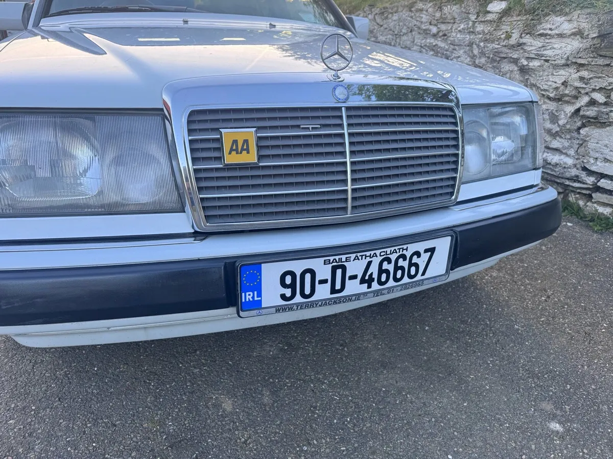 Mercedes 200 TE Estate 1990 - Image 4