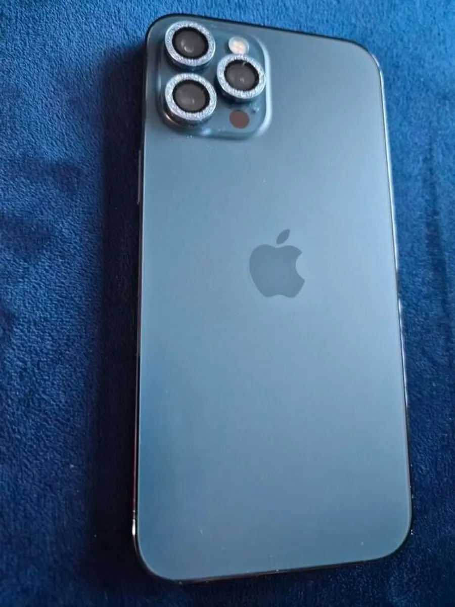 iPhone 12 Pro Max - Image 2