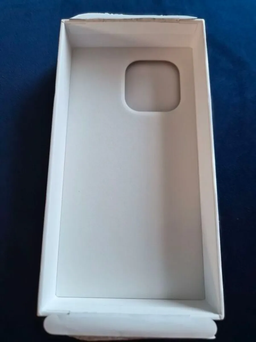 iPhone 12 Pro Max - Image 3