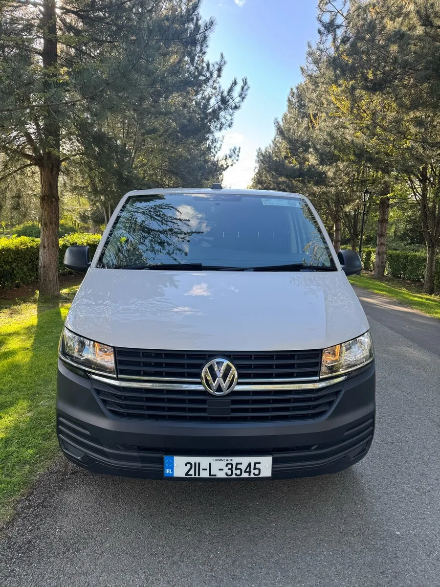 2021 VW TRANSPORTER TREND-LINE 1 OWNER NO VAT - Image 2