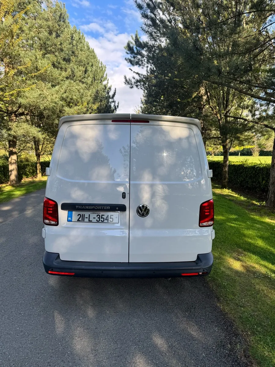 2021 VW TRANSPORTER TREND-LINE 1 OWNER NO VAT - Image 4