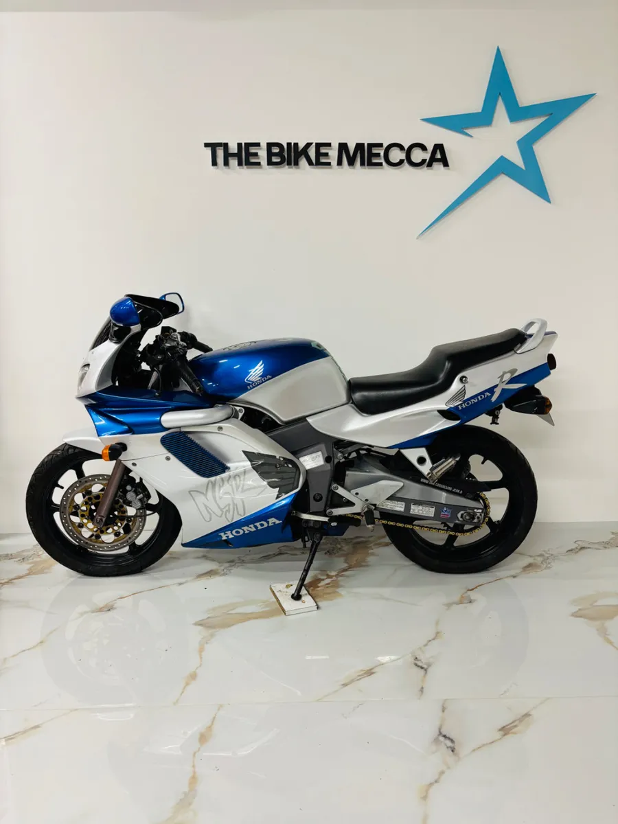 Honda nsr125 1997 - Image 4