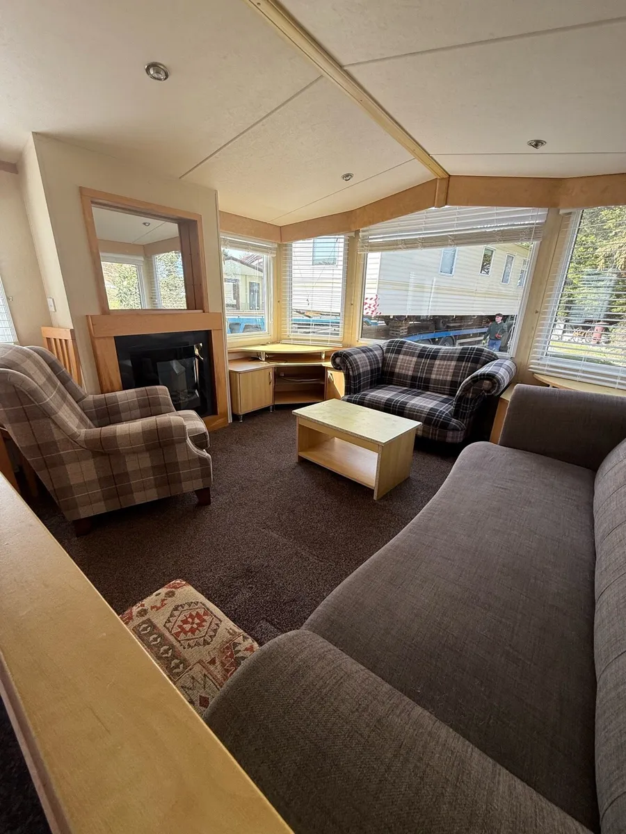 Swift 38-12.6 3 bed Full winter park At TPS - Image 3