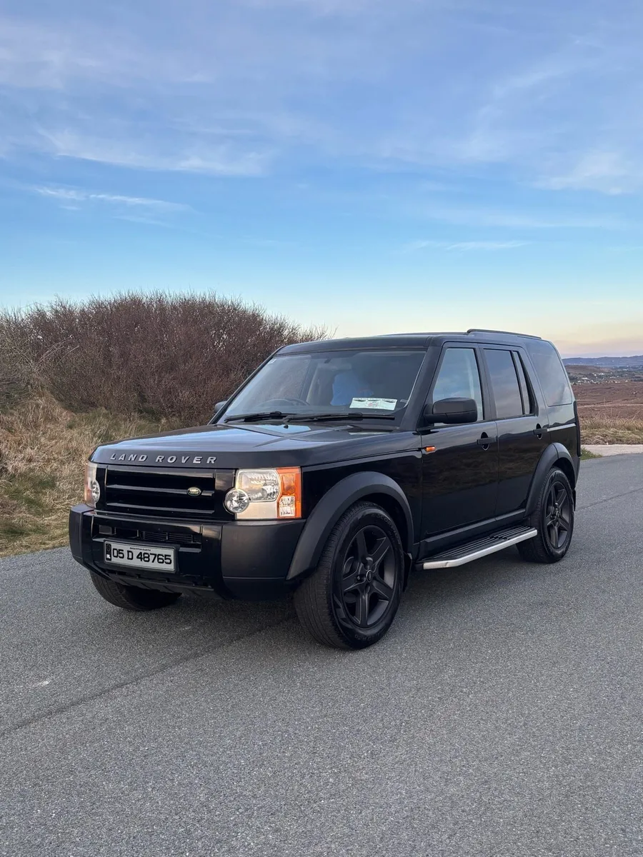 Mint Land Rover discovery 3 - Image 2
