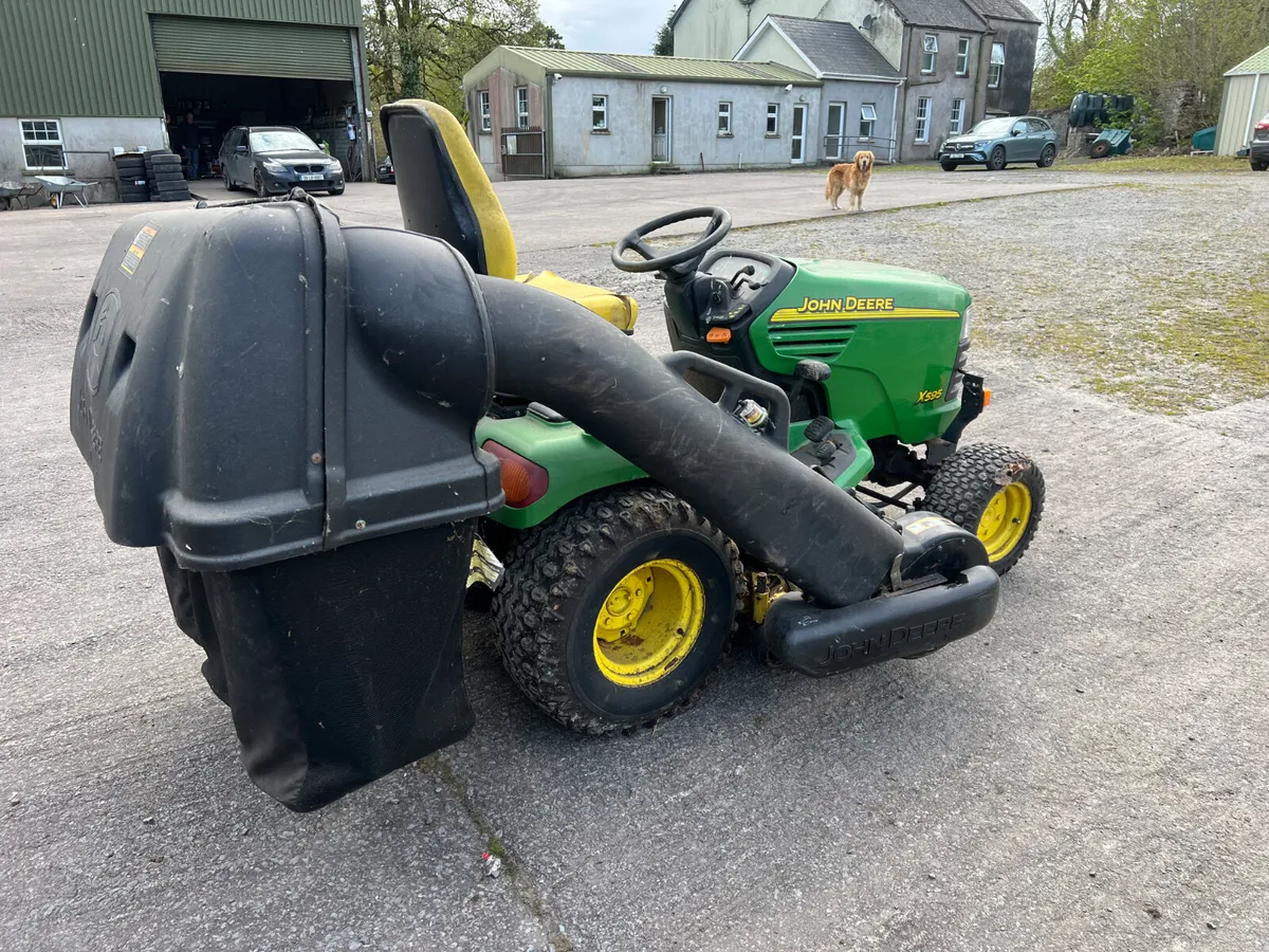 JD X595 R.O . Diesel Mower. - Image 2