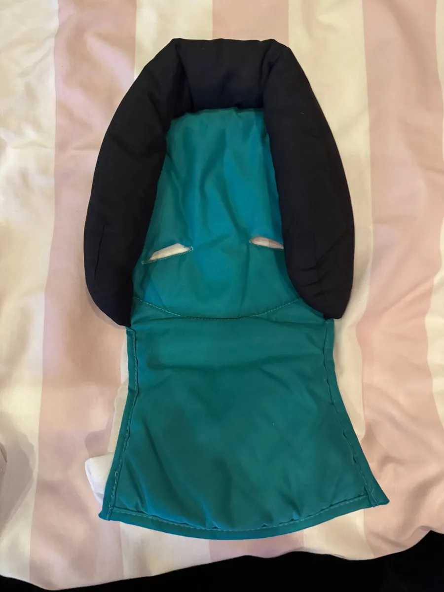 Maxi Cozi baby insert