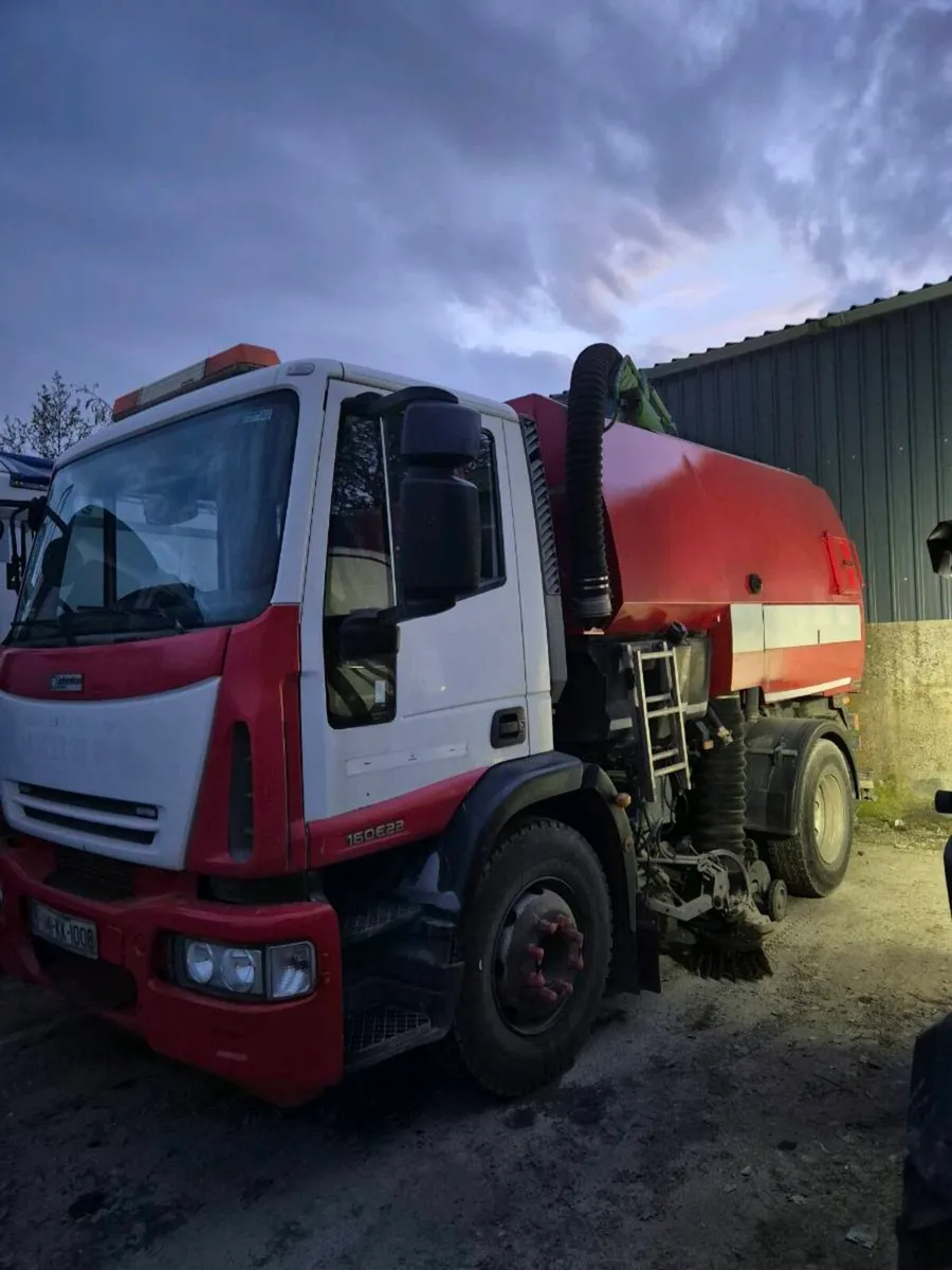 Sweeper iveco - Image 1