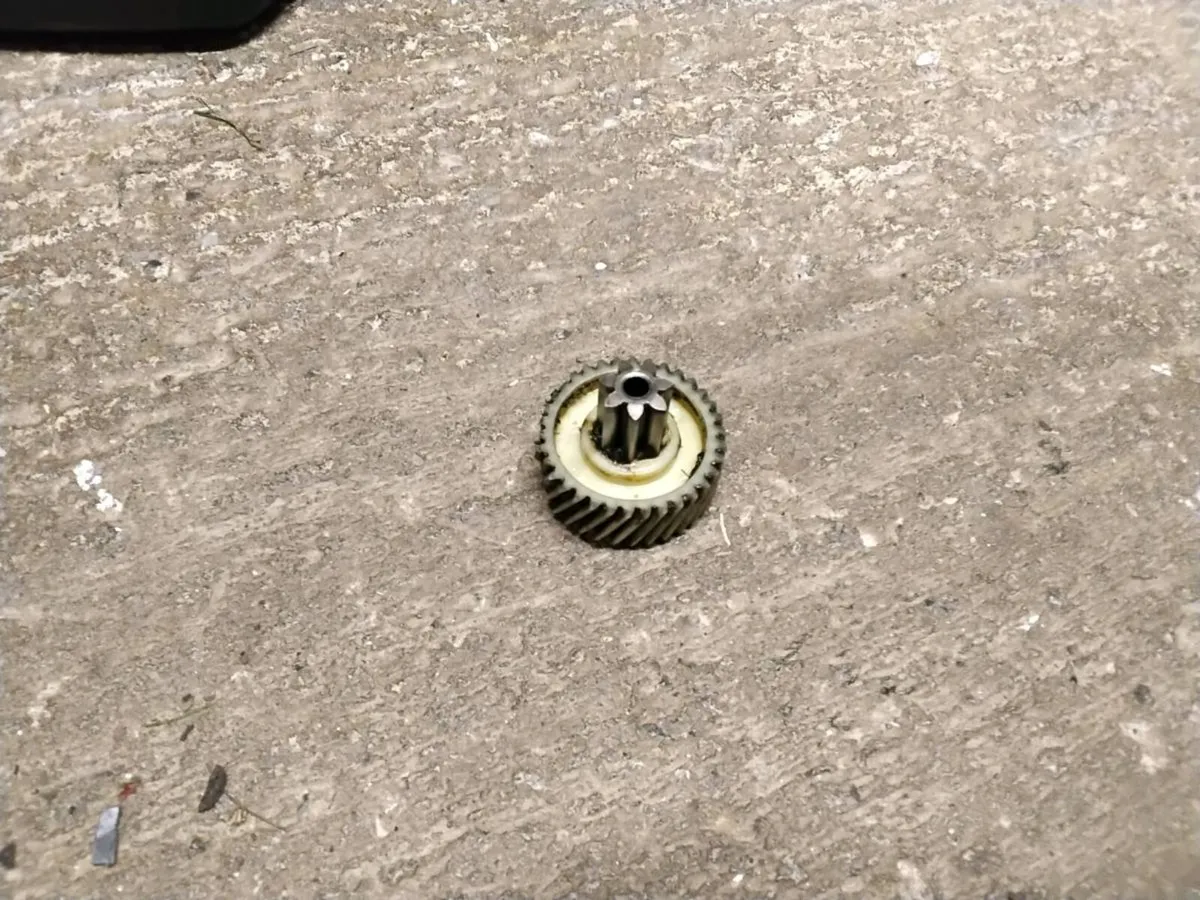 Paper Shredder (Faulty) - Image 3