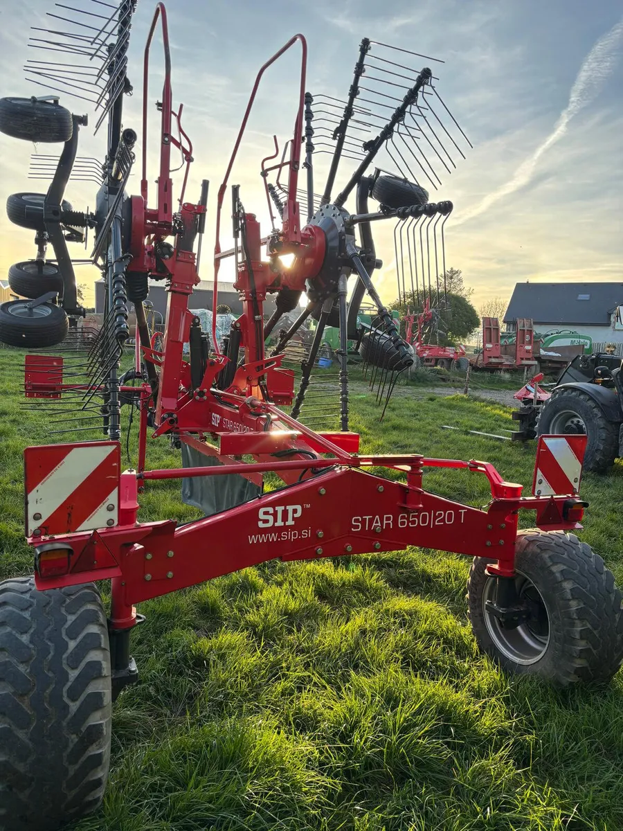 2020 Sip star 650-20t silage  rake - Image 2