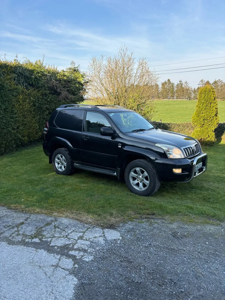 TOYOTA LANDCRUISER - Image 3