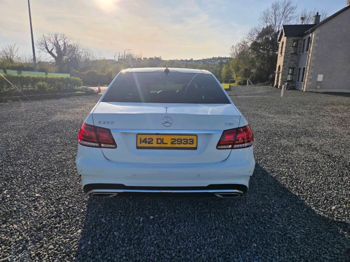 Mercedes e220 - Image 4